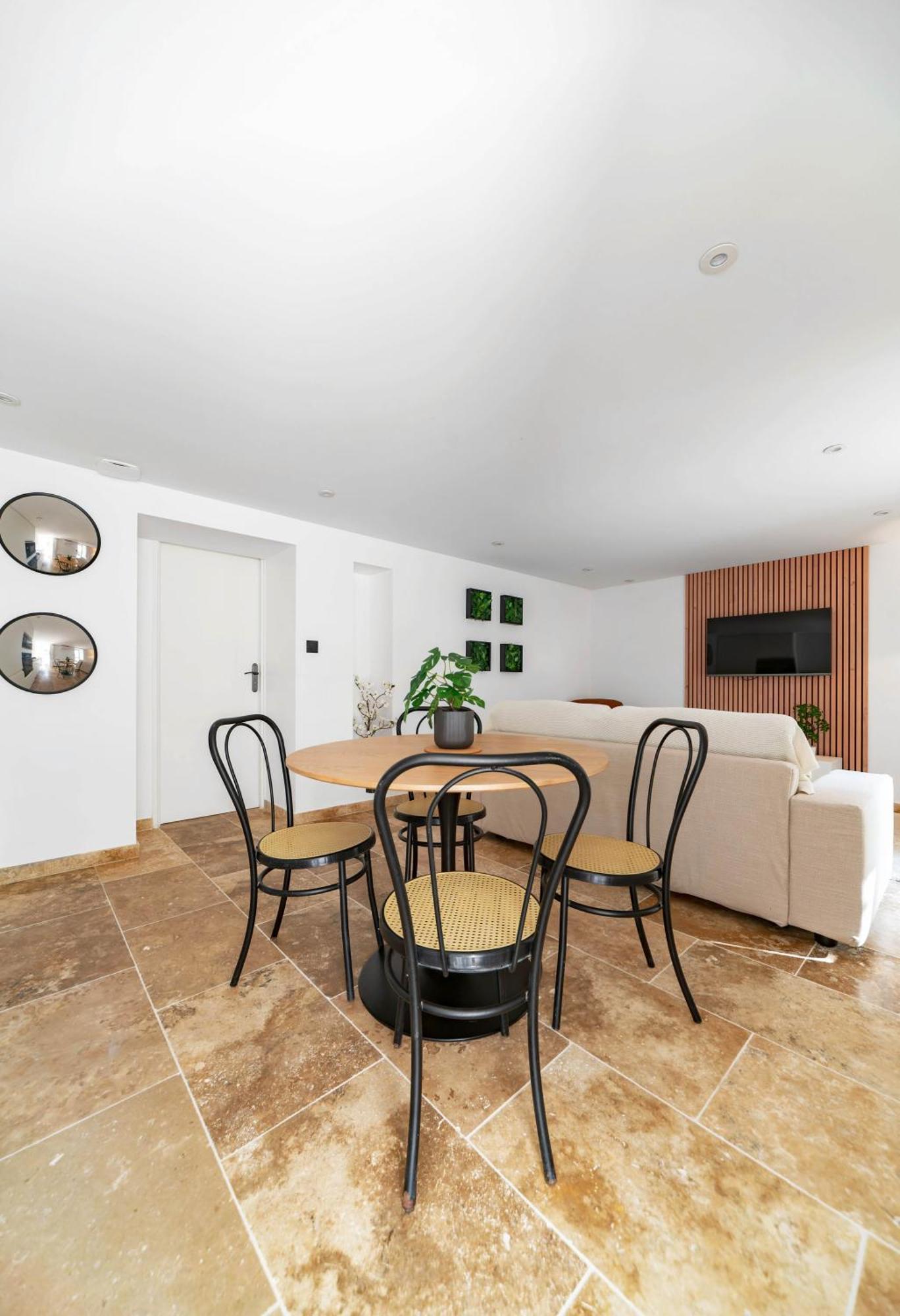 Residence Jaures - Appartements Design Et Climatises En Centre Ville Vichy Exterior photo